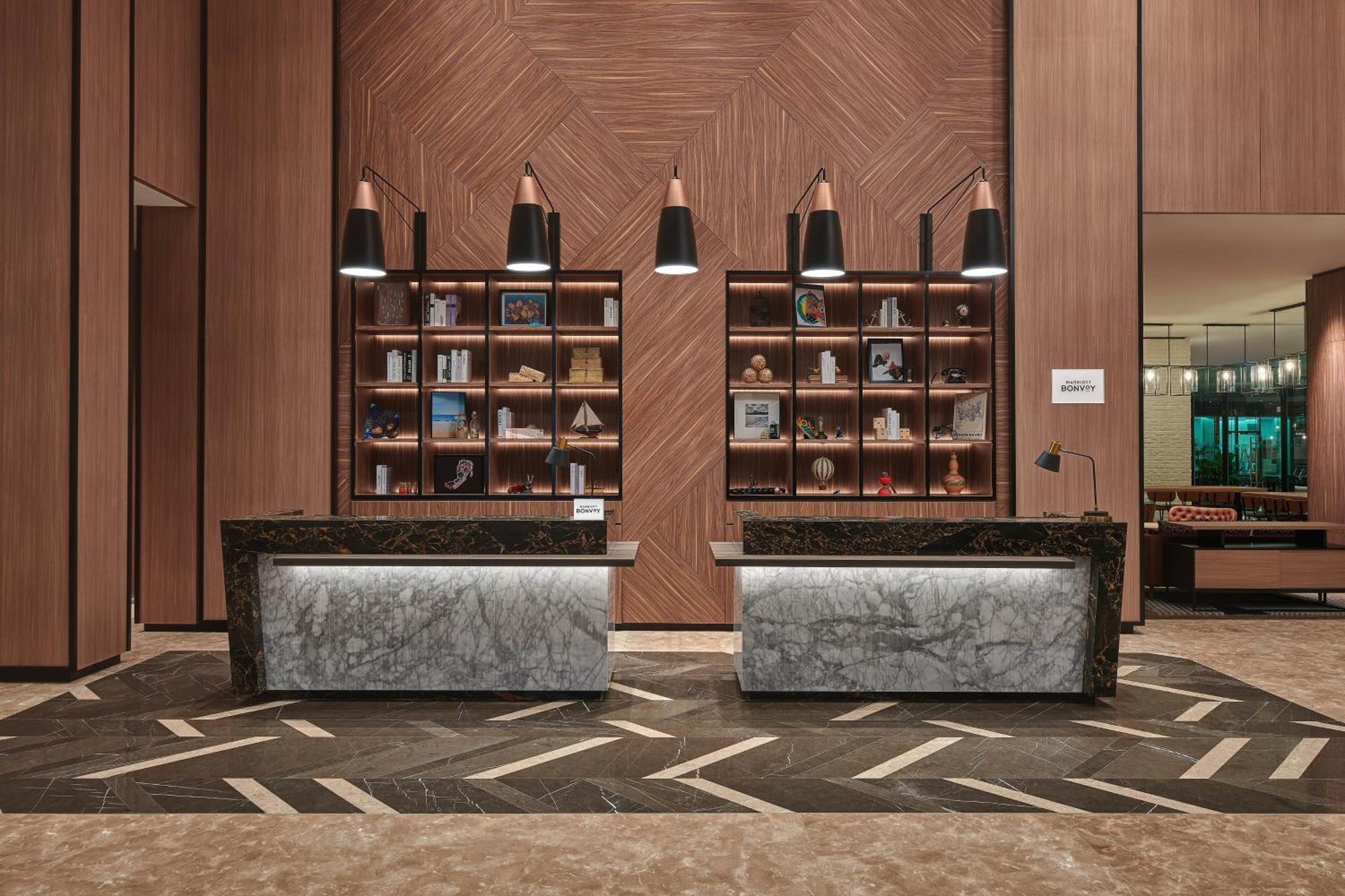 Four Points By Sheraton דסארו מראה חיצוני תמונה