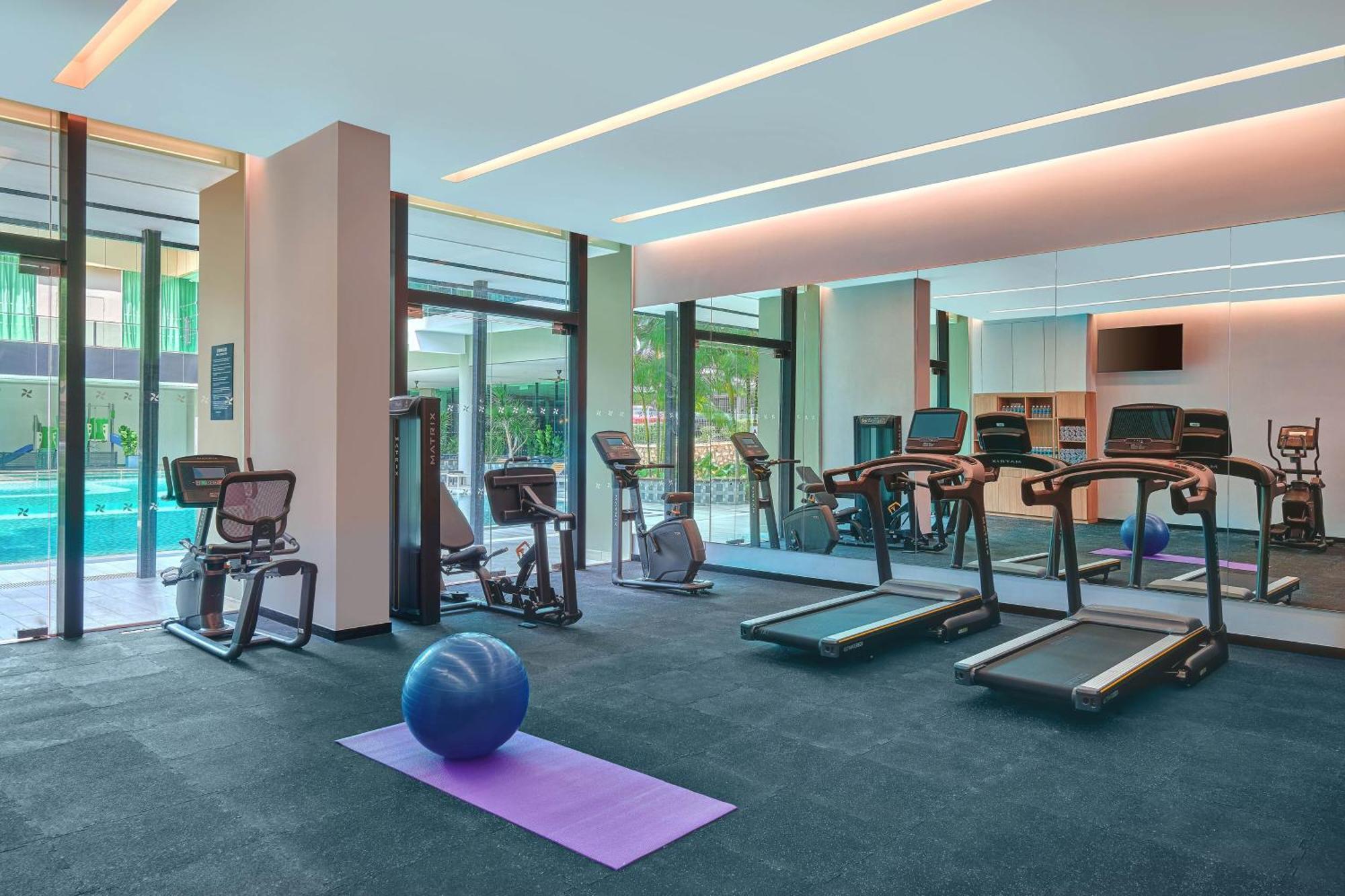 Four Points By Sheraton דסארו מראה חיצוני תמונה